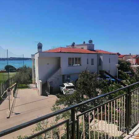 Apartment Vera, 80 M From The Sea Novigrad Istria Exterior foto