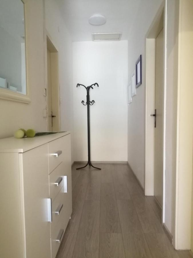 Apartment Vera, 80 M From The Sea Novigrad Istria Exterior foto
